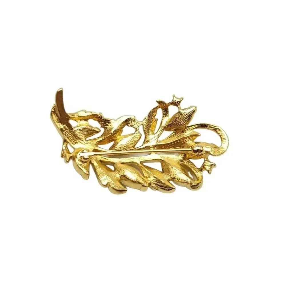 Crown Trifari Clear Rhinestone Leaf Flower Pin Brooch Gold Tone 1970s Era